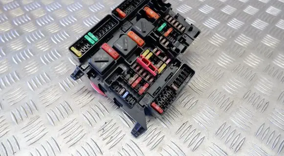 BMW X1 F48 F49 Fuse module 9270355