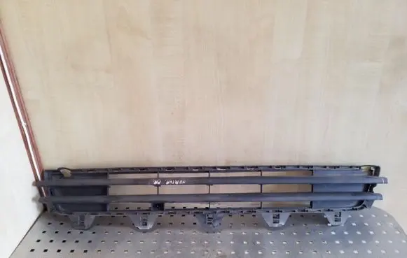 Front bumper lower grill