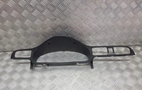 Subaru Legacy Speedometer (instrument cluster)