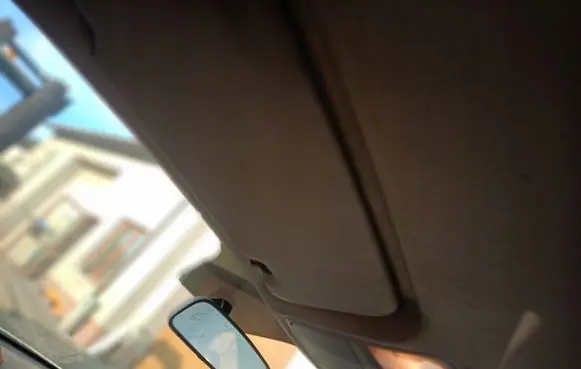 KIA Xceed Sun visor clip/hook/bracket 
