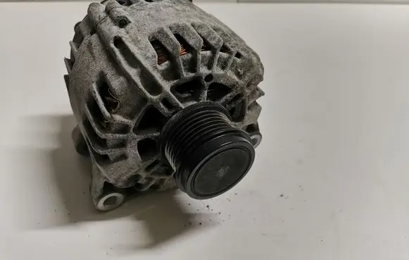 Volvo S60 Generator/alternator 31285399
