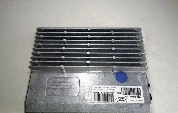 Ford Mustang VI Sound amplifier FR3T18T806BL