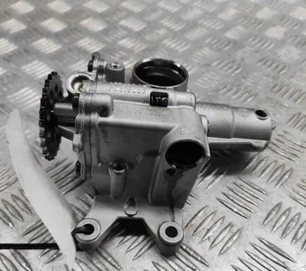 Volvo V60 Oil pump 31330979