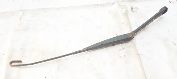 Alfa Romeo 156 Front wiper blade arm