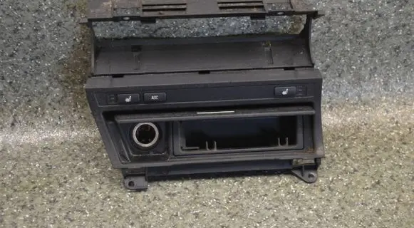 BMW 3 E46 Car ashtray 51168268887 6914718 51168268888