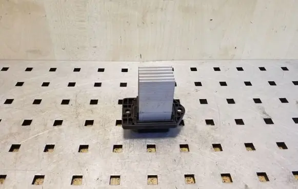 Hyundai i40 Heater blower motor/fan resistor