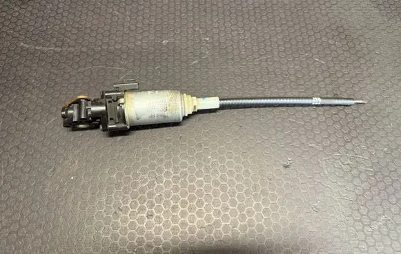 Toyota Avensis T250 Seat adjustment motor 8502033020 3944010080