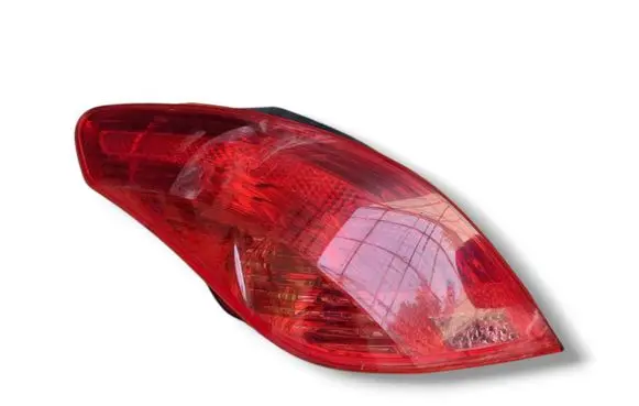 Peugeot 308 Rear/tail lights 9680425980