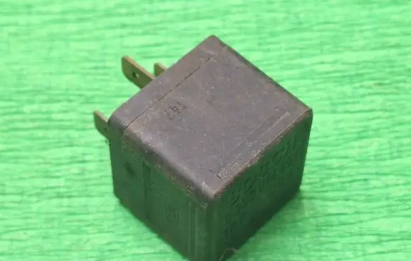 Opel Astra F Other relay 0332014451