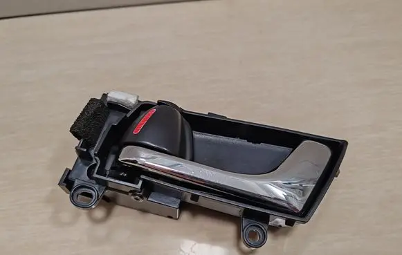 Subaru Legacy Front door interior handle