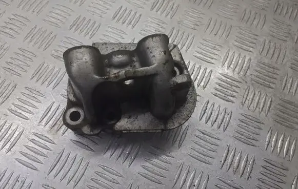 Fiat Grande Punto Engine mounting bracket 55195032