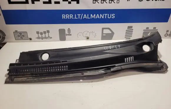 Toyota Corolla E120 E130 Wiper trim 5570902070