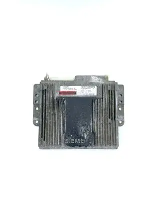 Renault Megane I Engine control unit/module 7700870572 7700103983 S103750004D