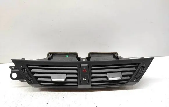 BMW X1 E84 Dash center air vent grill 2991235 2991681