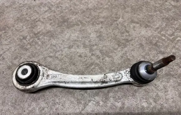 BMW X5M F85 Rear control arm 6795048