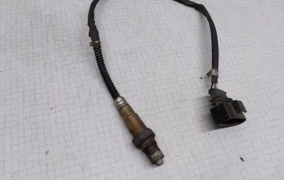 Volkswagen PASSAT B5.5 Lambda probe sensor 0258006287 0258006288 078906265M