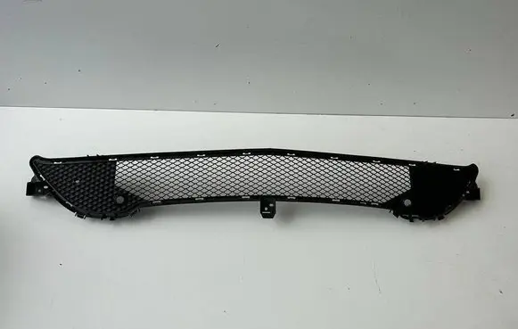 Mercedes-Benz CLA C117 X117 W117 Front bumper lower grill A1178851122