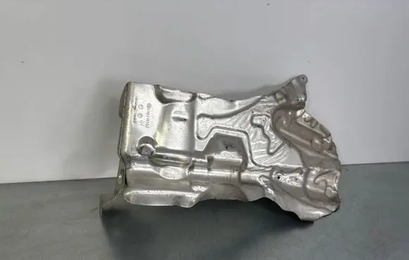 BMW 2 F46 Exhaust heat shield 688218302 6882183