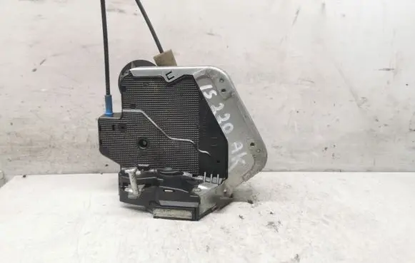 Lexus IS 220D-250-350 Rear door lock