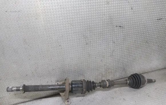 Nissan Note (E11) Front driveshaft