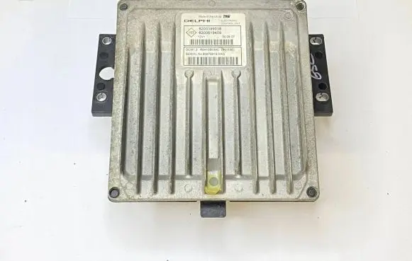Renault Megane II Engine control unit/module ECU 8200619409 8200399038