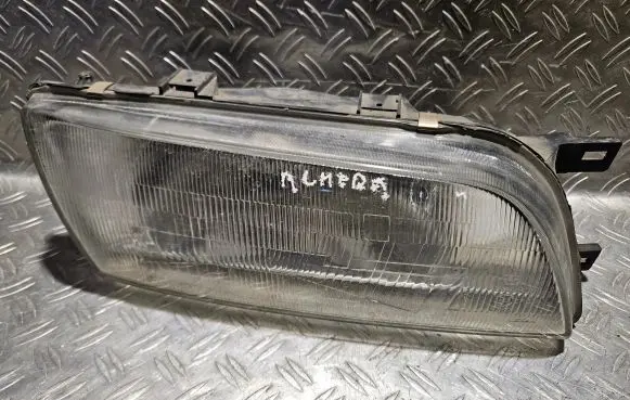 Nissan Almera Headlight/headlamp 1514R 4739