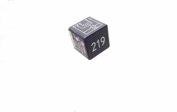 Audi A4 S4 B5 8D Other relay 443951253AA 219