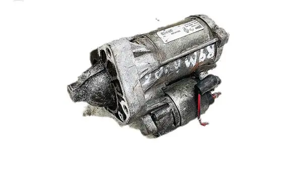 Renault Megane III Starter motor 233001375R