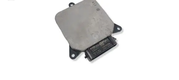 Toyota Prius (XW50) LED ballast control module 8990747010