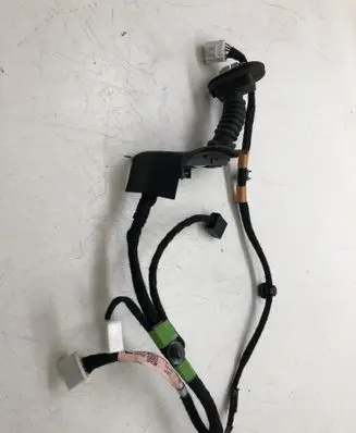 Mazda 3 III Rear door wiring loom BHS367210