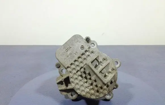 Toyota Auris E180 Water pump