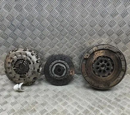 BMW 1 F20 F21 Clutch set kit 415047710 323078710