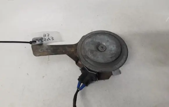 Volkswagen Golf IV Alarm system siren 