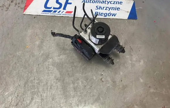 Skoda Octavia Mk2 (1Z) ABS Pump 1K0907379AK