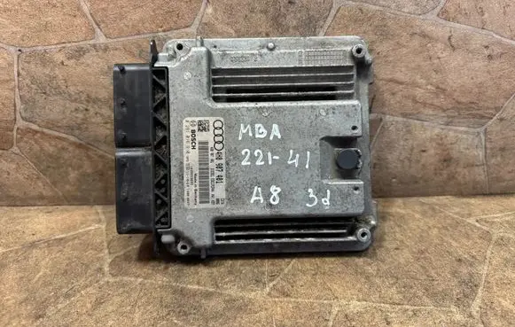 Audi A8 S8 D4 4H Engine control unit/module 4H0907401