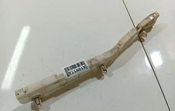 Peugeot 4007 Rear bumper mounting bracket