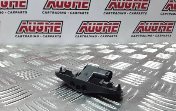 Audi A7 S7 4G Windshield washer spray nozzle 4G8955987 31121V