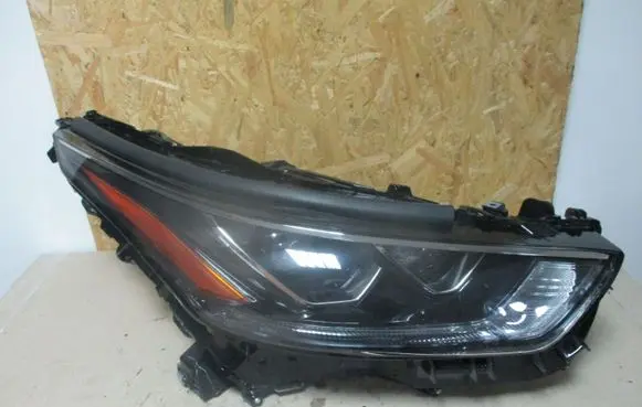Toyota Highlander XU70 Headlight/headlamp