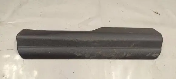 BMW i4 Front sill trim cover 7491188