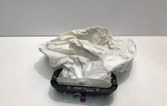 Volvo XC40 Passenger airbag P30747212 1T211310727001