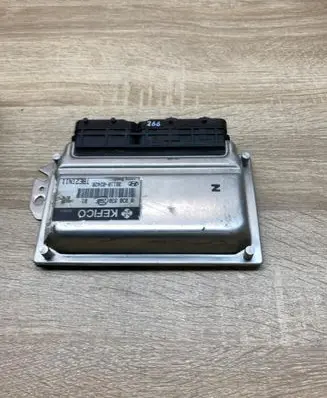 Hyundai Getz Engine control unit/module ECU 3911002420 9030930266F