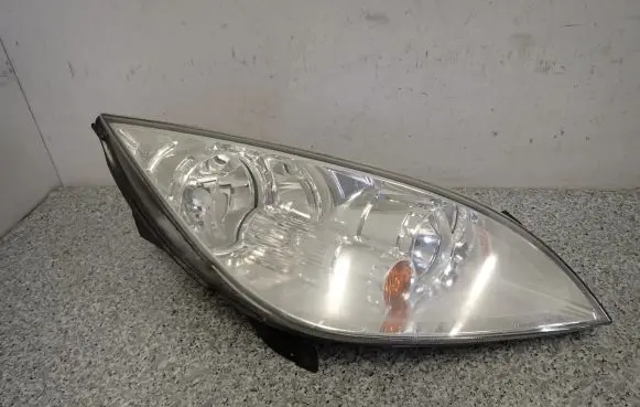 Mitsubishi Colt Headlight/headlamp