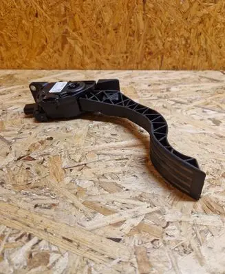 Ford Grand C-MAX Accelerator throttle pedal AV619F836AB 6PV01036834