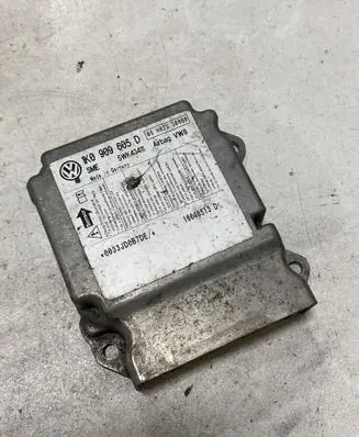 Volkswagen Golf V Airbag control unit/module 1K0909605D 16040513 0033JD0B7DE