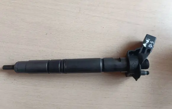 Audi Q5 SQ5 Fuel injector 059130277FE 0445117082