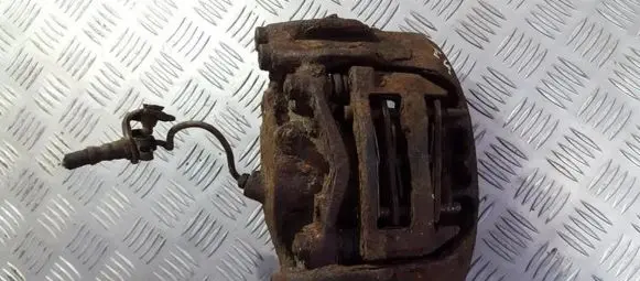 Volkswagen Transporter - Caravelle T4 Front brake caliper