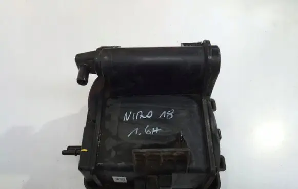 Active carbon filter fuel vapour canister