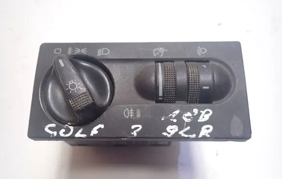 Volkswagen Golf III Light switch 1H6941531N