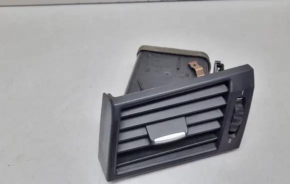BMW X3 E83 Dashboard side air vent grill/cover trim 3400075