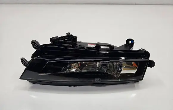 Skoda Octavia Mk3 (5E) Front fog light 5E0941700F